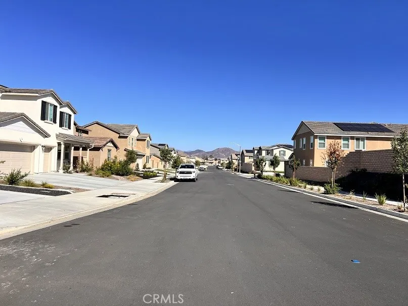 30272 Tetrault, Menifee, California 92584 home-pic-31